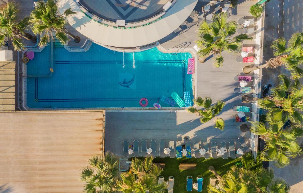 Phoenix Beach Hotel Plános Buitenkant foto